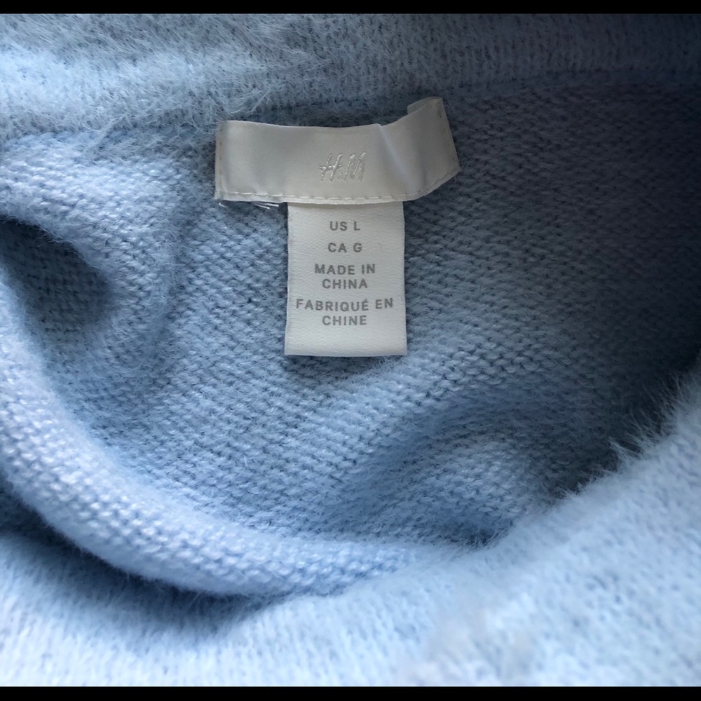 Sweater - Picture 2 of 3